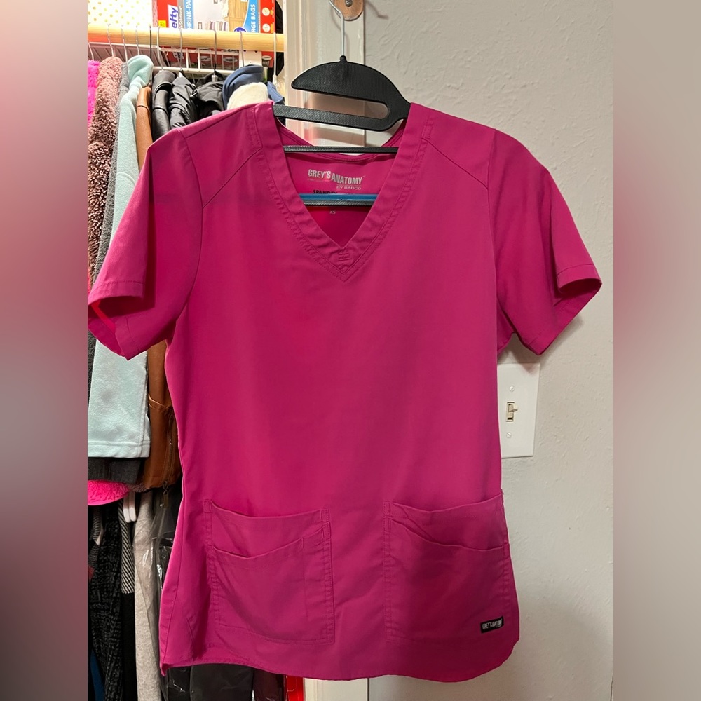 magenta pink grey’s anatomy scrubs set
